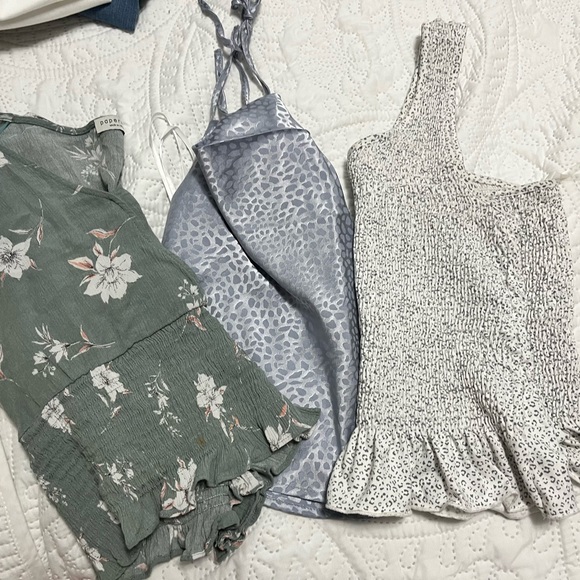 3 top bundle - Picture 1 of 7